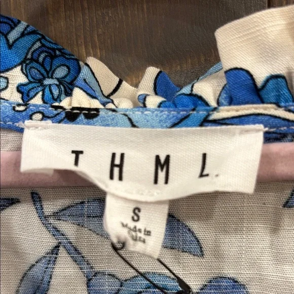 THML Blue Floral Smocked Puff-Sleeve Blouse on Cream - Picture 2 of 4